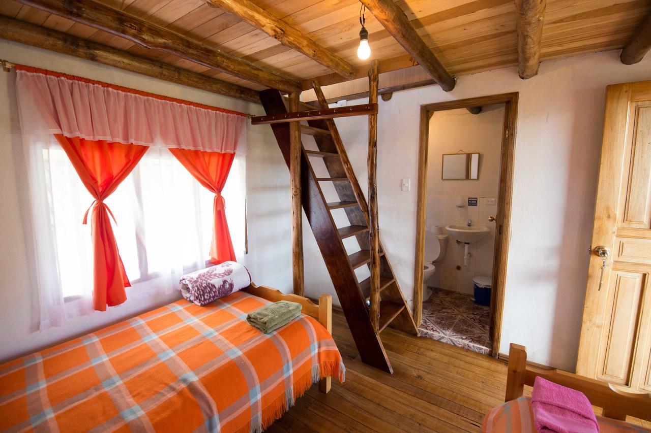 Hostal Taita Cristobal Isinlivi Exterior foto