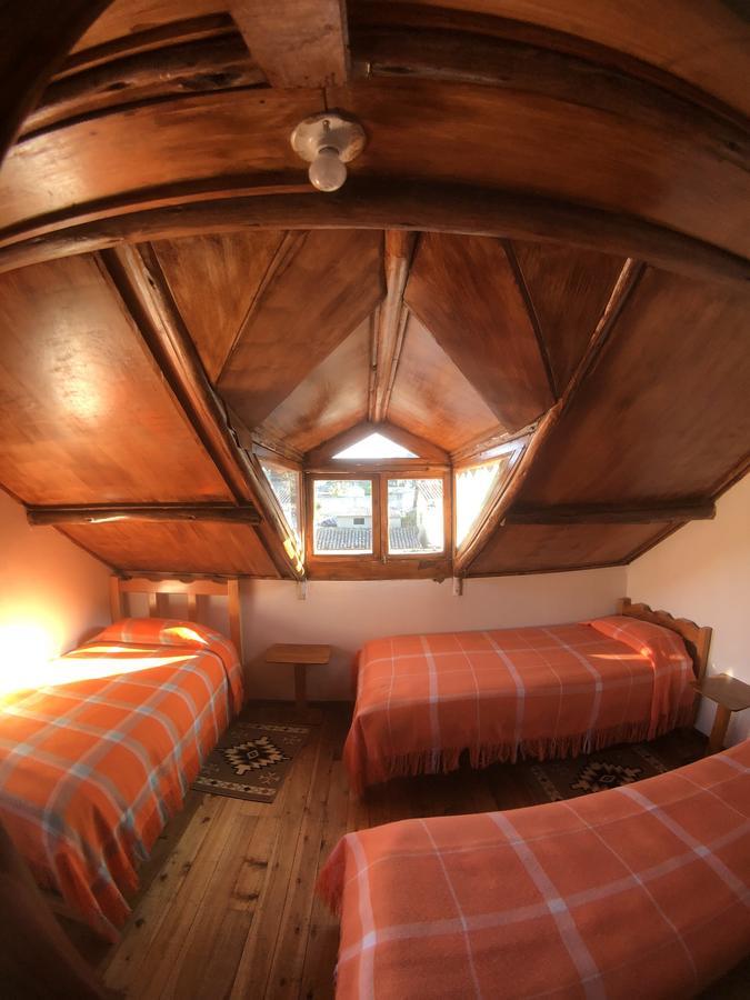 Hostal Taita Cristobal Isinlivi Exterior foto